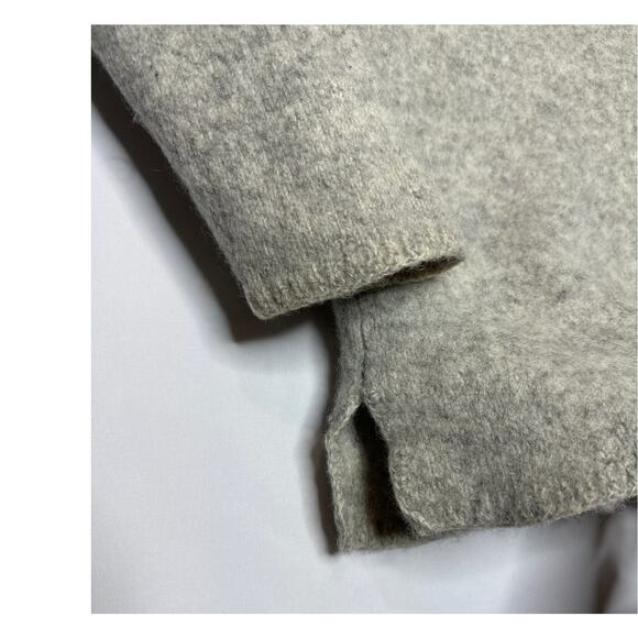 1980s Woolrich Rugged Outdoorwear Gray Heather Wool Henley Sweater
 size medium - Picture 8 of 13